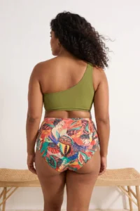 Trendyol Curve Oil Green Chlora&Water Resistant LONG Lasting LYCRA® XTRA LIFE Plus Size Bikini Top - Image 4
