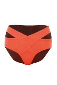 TRENDYOLMİLLA Red Cut Out/Pencere Detailed hipster High Waist Bikini Bottom - Image 6