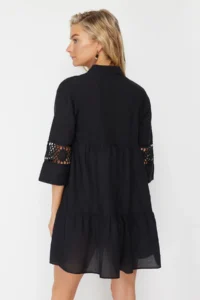 TRENDYOLMİLLA Black Weaving Lace 100% Cotton Beach Mini Dress - Image 5
