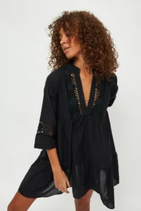 TRENDYOLMİLLA Black Weaving Lace 100% Cotton Beach Mini Dress - Image 8