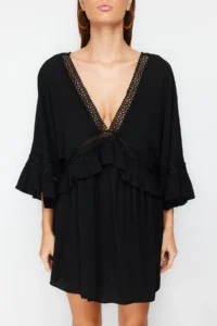 TRENDYOLMİLLA Black Weaving striped Beach Mini Dress - Image 4