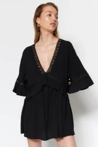 TRENDYOLMİLLA Black Weaving striped Beach Mini Dress - Image 9