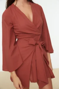 TRENDYOLMİLLA beachwear Dusty ROSE Weaving Binding Detailed Mini Dress - Image 3