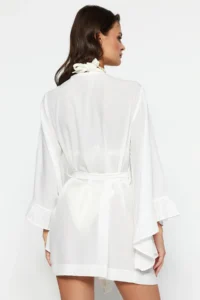TRENDYOLMİLLA Ecru Weaving Beach Mini Belted Kimono&Kaftan - Image 5
