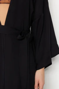 TRENDYOLMİLLA Black Weaving Maxi Beach Belted Kimono&Kaftan - Image 5