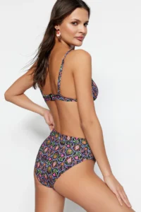 TRENDYOLMİLLA flower patterned Triangle Covered hipster High Waist Bikini Set - Image 5
