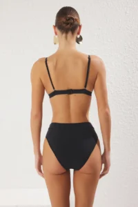 TRENDYOLMİLLA Black Triangle hipster High Waist Covered Basic Bikini Set - Image 4