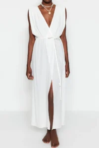 TRENDYOLMİLLA WHITE Weaving slit Maxi Beach Dress - Image 3