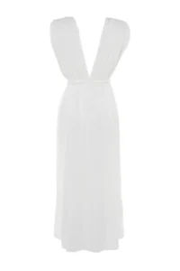 TRENDYOLMİLLA WHITE Weaving slit Maxi Beach Dress - Image 8