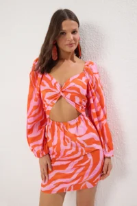 TRENDYOLMİLLA Fuchsia-Multicolored Abstract Patterned Mini Weaving Cut Out Detailed Beach Dress - Image 2