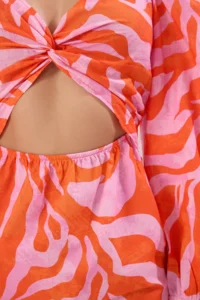 TRENDYOLMİLLA Fuchsia-Multicolored Abstract Patterned Mini Weaving Cut Out Detailed Beach Dress - Image 3