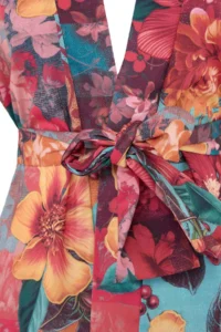 TRENDYOLMİLLA flower patterned Belted Mini Weaving Beach Kimono&Kaftan - Image 5