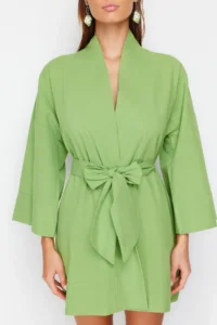 TRENDYOLMİLLA Green Weaving Beach Mini Belted Kimono&Kaftan - Image 6
