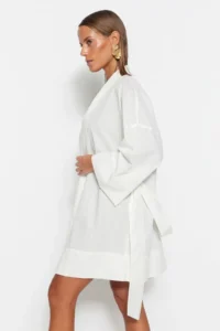 TRENDYOLMİLLA beachwear WHITE Weaving Belted Mini Kimono&Kaftan - Image 2