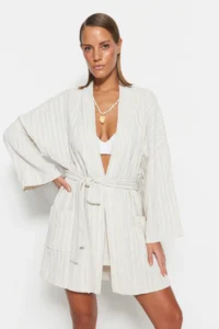 TRENDYOLMİLLA Ecru Weaving Beach Mini Belted Kimono&Kaftan - Image 3