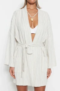 TRENDYOLMİLLA Ecru Weaving Beach Mini Belted Kimono&Kaftan - Image 4