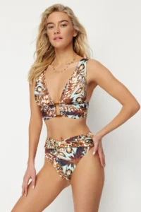 TRENDYOLMİLLA Abstract Patterned Knotted Regular High Waist Bikini Bottom - Image 2