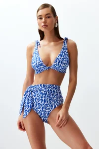TRENDYOLMİLLA Ethnic Patterned tied up hipster High Waist Bikini Bottom - Image 2