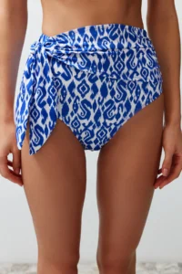 TRENDYOLMİLLA Ethnic Patterned tied up hipster High Waist Bikini Bottom - Image 4
