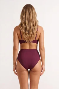 TRENDYOLMİLLA Plum Strapless Covered Casting Bikini Top - Image 3