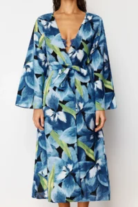 TRENDYOLMİLLA beachwear 100% Cotton flower patterned Weaving Belted Maxi Kimono&Kaftan - Image 5