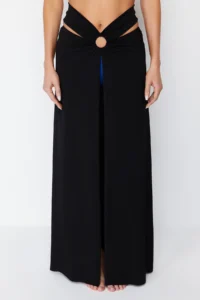 TRENDYOLMİLLA Black Maxi Knitting Cut Out Detailed Pareo - Image 4