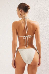 TRENDYOLMİLLA Beige Triangle with accessories Simli textured brazilian Bikini Set - Image 4