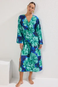 TRENDYOLMİLLA flower patterned Weaving slit Maxi Beach Dress - Image 2