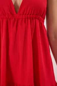 TRENDYOLMİLLA Red Knitting Maxi Beach Dress - Image 3