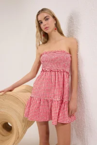 TRENDYOLMİLLA Red Plaid Weaving with flywheel Beach Mini Dress