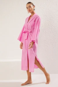 TRENDYOLMİLLA Pink Weaving 100% Cotton Maxi Beach Kimono&Kaftan - Image 2