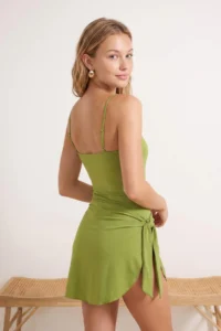 TRENDYOLMİLLA Green tied up Square Neck Covered Skirt Swimsuit - Image 4