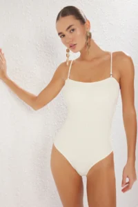 TRENDYOLMİLLA Ecru Strapless Covered Regular Swimsuit - Image 3