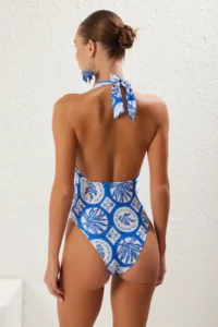 TRENDYOLMİLLA Tropical Patterned Low-cut back Deep V-neck Covered brazilian Swimsuit - Image 5