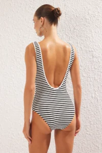 TRENDYOLMİLLA Striped Low-cut back Deep V-neck Covered hipster Swimsuit - Image 4