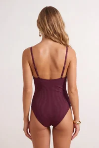 TRENDYOLMİLLA Plum V-neck Covered textured Regular Core Basic Swimsuit - Image 3