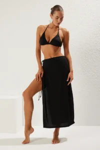 TRENDYOLMİLLA Black Knitting Maxi Beach Pareo