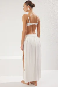 TRENDYOLMİLLA Ecru Weaving Maxi Beach Pareo - Image 4