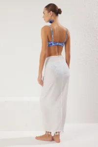 TRENDYOLMİLLA Ecru Weaving Tassel Maxi Beach Pareo - Image 4