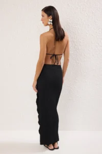 TRENDYOLMİLLA Black Knitting Floral Appliqued Maxi Beach Pareo - Image 4