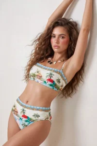 TRENDYOLMİLLA Tropical Patterned Strapless Covered High Leg High Waist Bikini Set