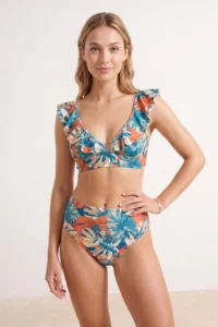 TRENDYOLMİLLA flower patterned V-neck Covered High Waist Regular Bikini Set