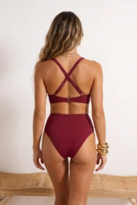 TRENDYOLMİLLA Burgundy Triangle Covered Chlorine&Water Resistant LONG Lasting LYCRA® XTRA LIFE Bikini Top - Image 3