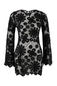 TRENDYOLMİLLA Black Premium Knitwear Cellular Super Mini Crew Neck Beach Dress - Image 4