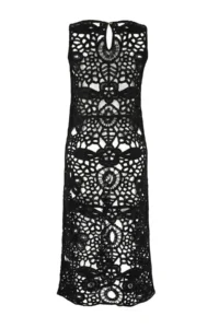 TRENDYOLMİLLA Black Premium Knitwear Cellular Maxi Size Crew Neck Beach Dress - Image 5