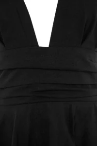 TRENDYOLMİLLA Black Weaving V-neck Super Mini Ruffle Detailed 100% Cotton Beach Dress - Image 6