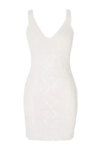 TRENDYOLMİLLA Ecru Knitwear Cellular Mini Beach Dress - Image 5