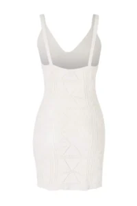 TRENDYOLMİLLA Ecru Knitwear Cellular Mini Beach Dress - Image 6
