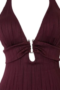 TRENDYOLMİLLA Plum textured V-neck Covered Accessory Detailed Regular Swimsuit - Image 5