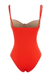 TRENDYOLMİLLA Red Strapless Covered Casting with accessories Regular Swimsuit - Image 5